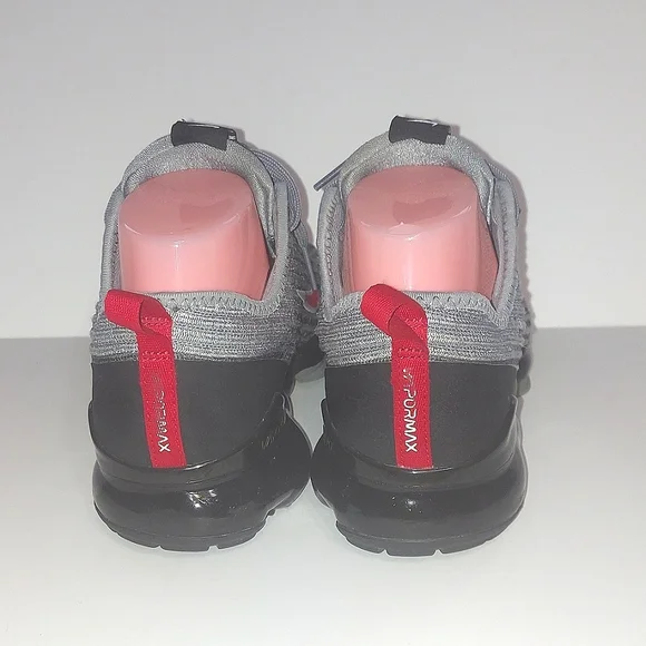 Boy's Youth or Women's Nike Vapormax - Picture 3 of 9